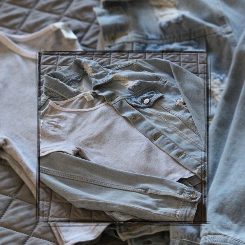 Denim Jacket & FREE additional Gray Crop Top